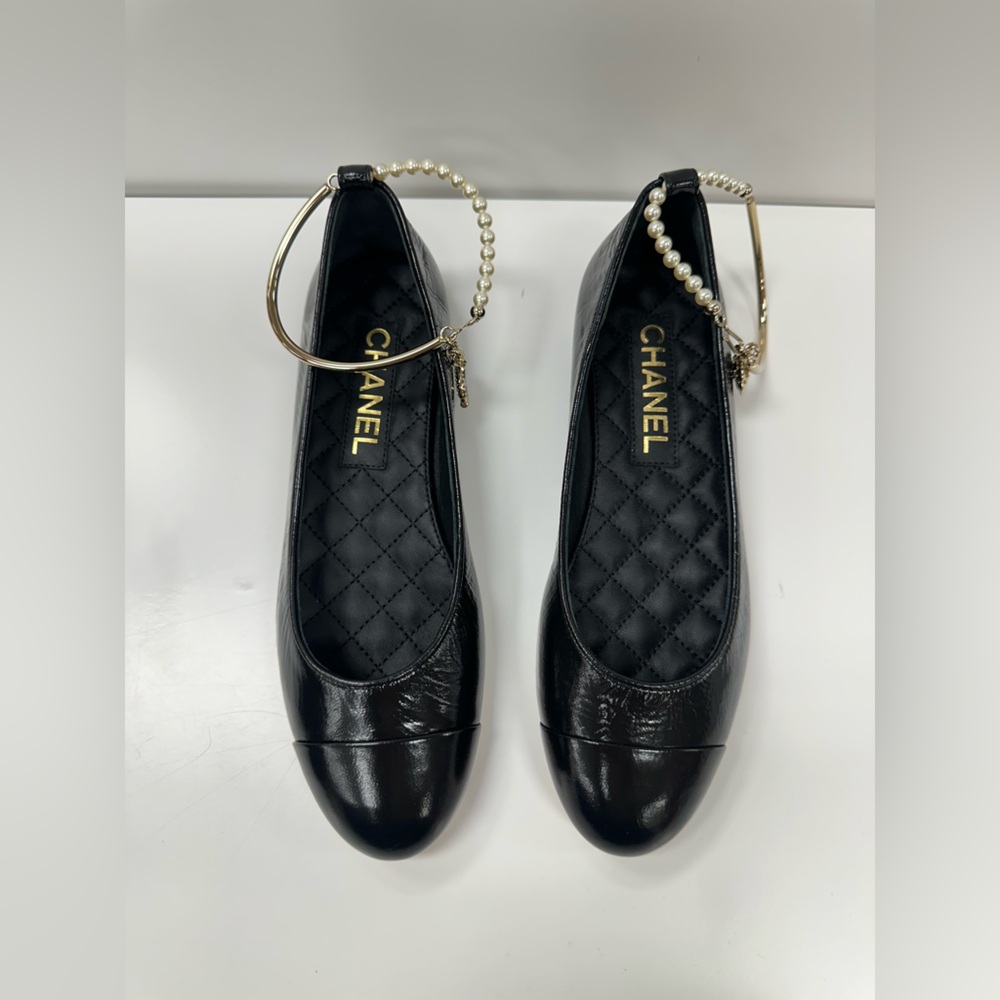 CHANEL Lambskin Patent Calfskin Cap Toe Ankle Chain Ballerina Flats in Black - Picture 7 of 13